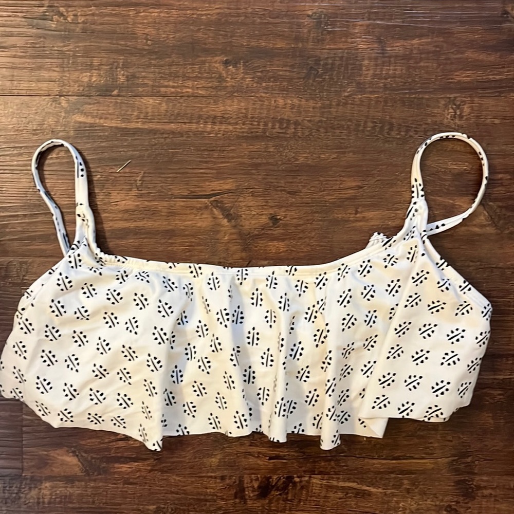 Old navy. Large bikini top. White.